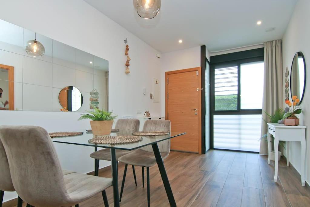 Loft Miramar Apartment ฟูเอนฮิโรลา ภายนอก รูปภาพ
